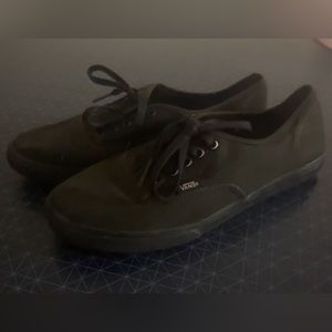 Black Vans. Women’s. S8